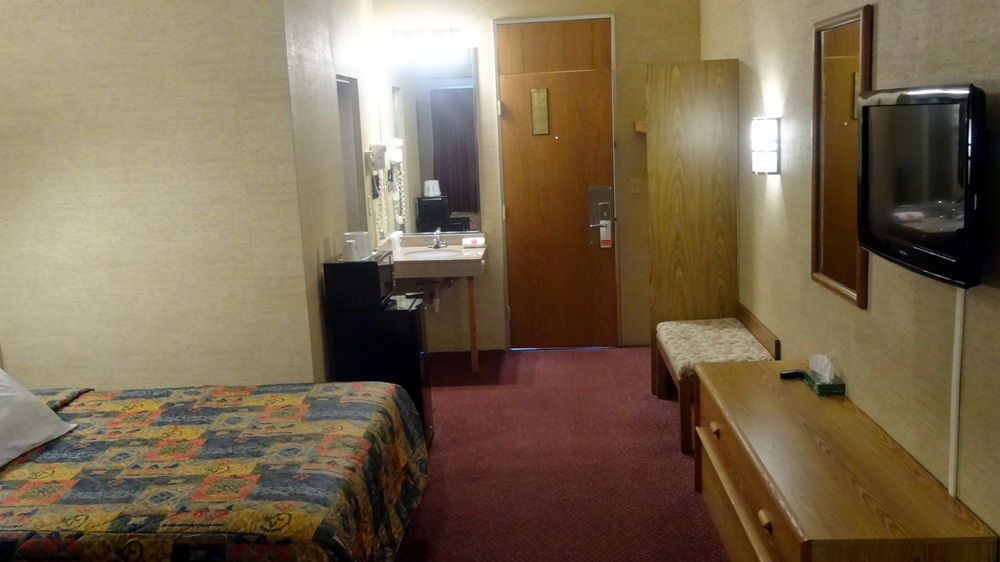 Red Carpet Inn Syracuse Airport North Syracuse Extérieur photo