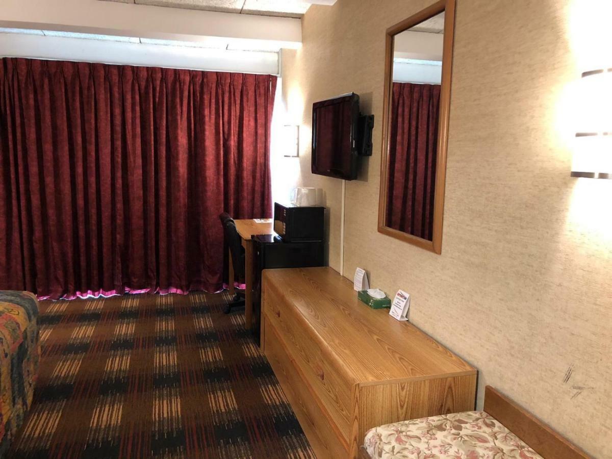 Red Carpet Inn Syracuse Airport North Syracuse Extérieur photo