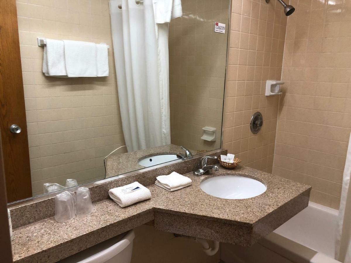Red Carpet Inn Syracuse Airport North Syracuse Extérieur photo